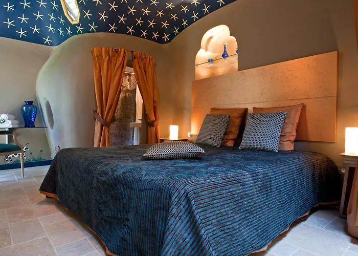 Hostellerie Le Castellas - Les Collectionneurs
