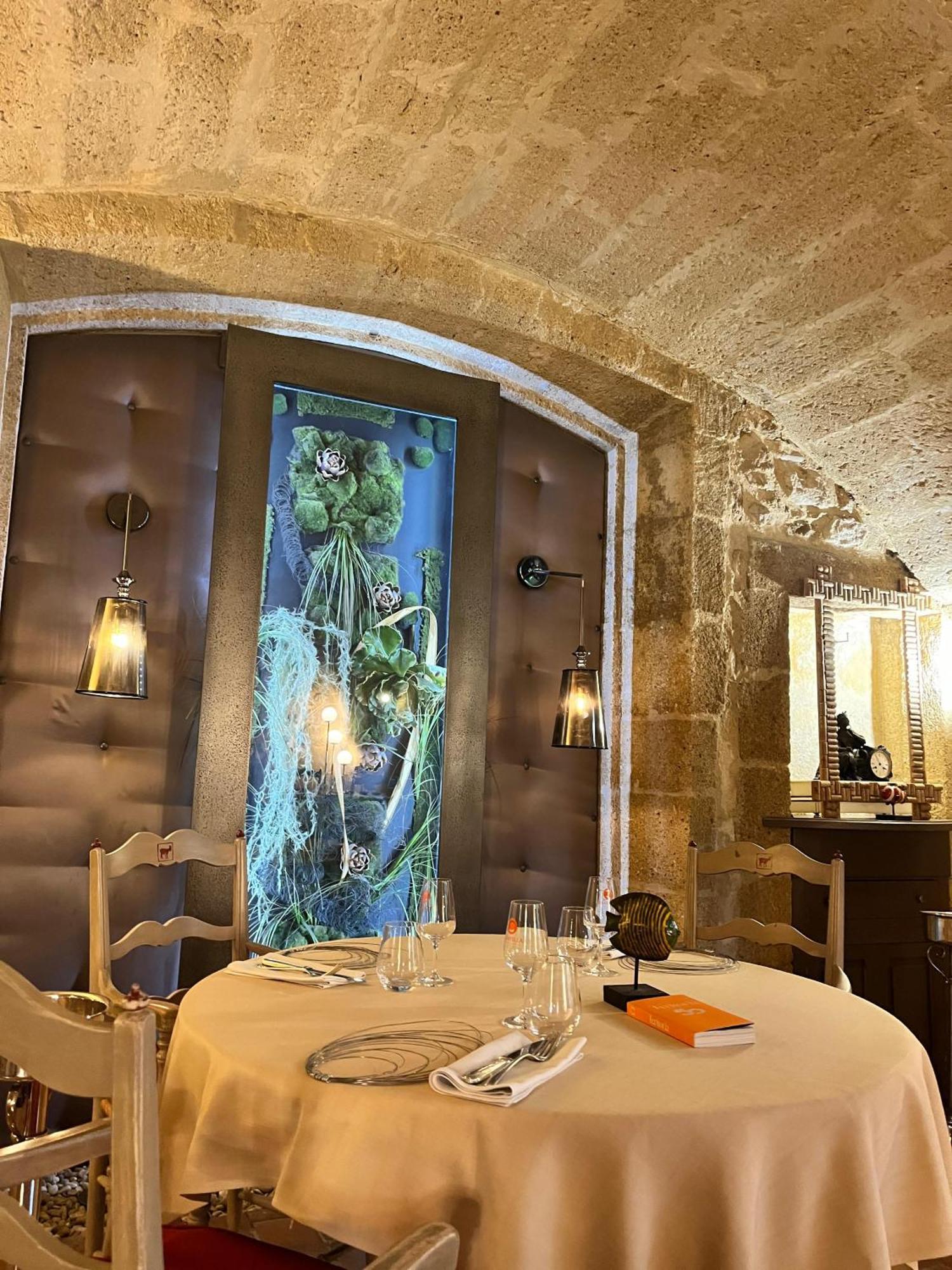 Le Castellas - Les Collectionneurs 4* Collias